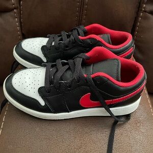 Kids Air Jordan 1 Low